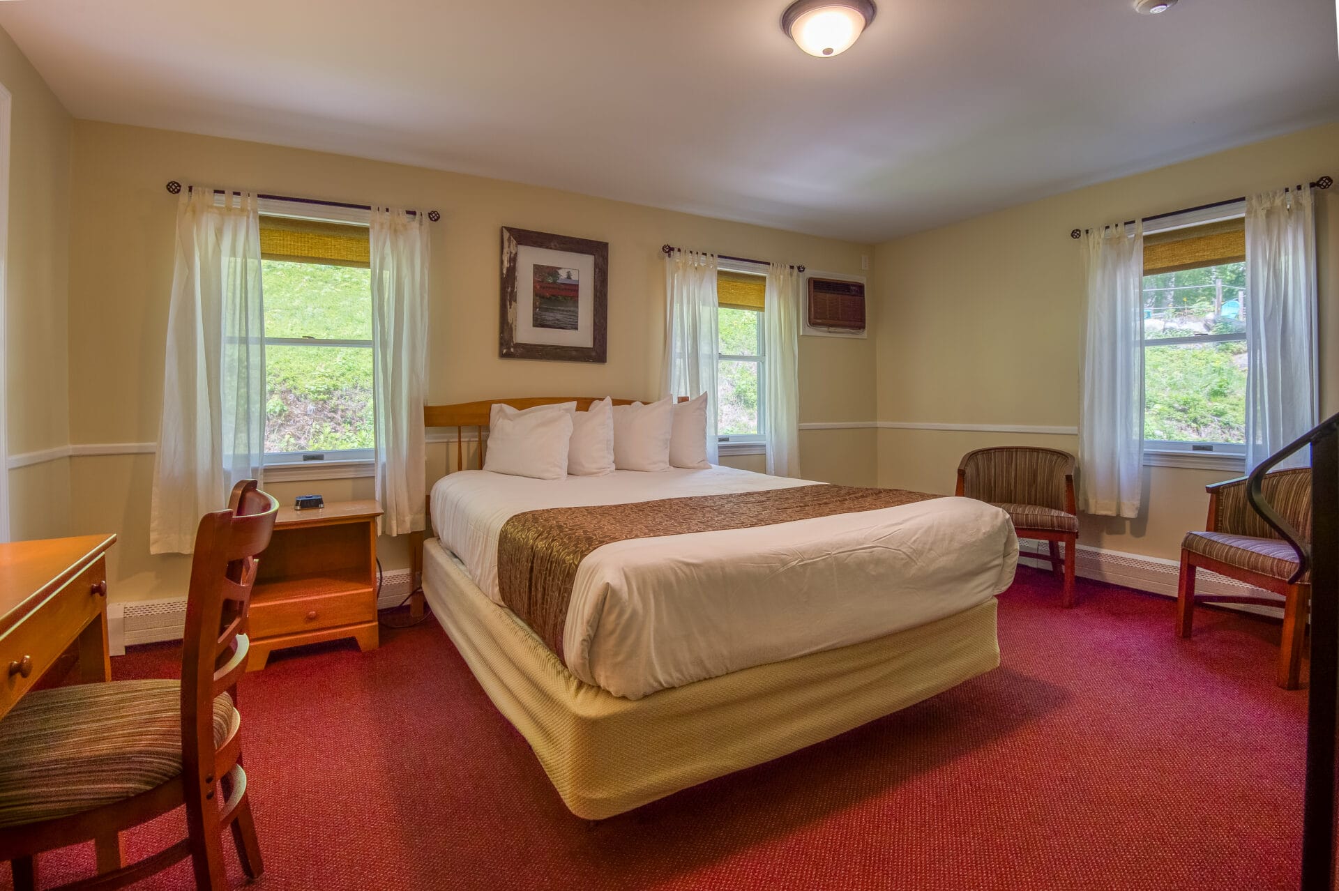 Queen Standard at The Inn